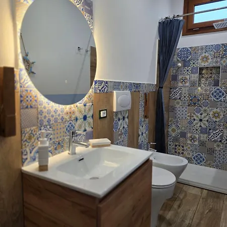 Villa Cerasella - Rustic Sicilian Retreat With Private Pool & Sunset View *