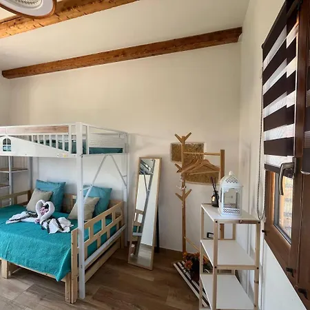 Villa Cerasella - Rustic Sicilian Retreat With Private Pool & Sunset View *